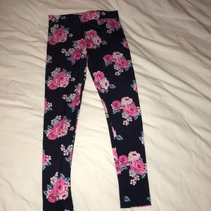 NWOT Girls patterned leggings